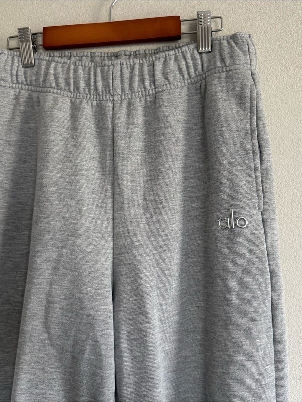 Alo Yoga Accolade Sweatpant heather Grey Comfy Travel XS